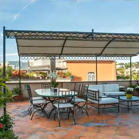 Appartement Moderno A 2 Passi Da Piazza Di Spagna